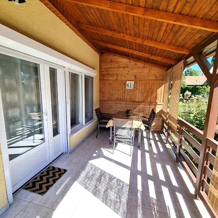 Balatonihaz Hébergement de vacances Balatonmáriafürdő